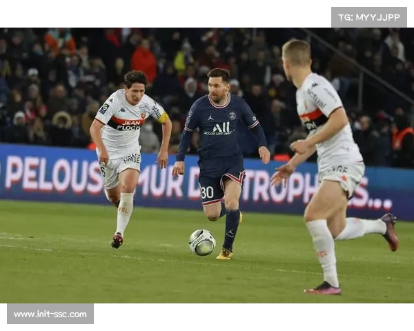 洛里昂或启用外卡补强后防 法国足协准许赛季中特例引援