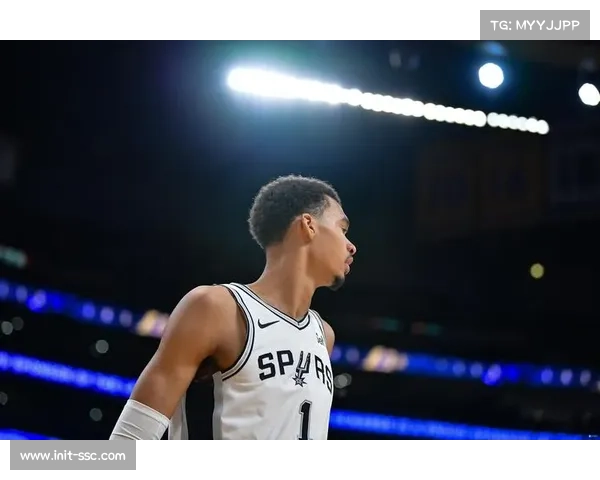 马刺新秀哈珀适应NBA节奏，牛仔节客场之旅成考验